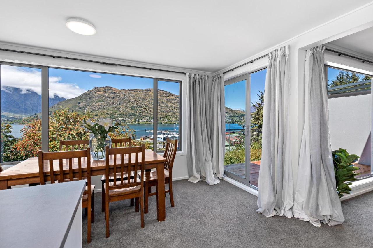 Lovely Marina Views And Sunny Balcony Queenstown Exterior foto